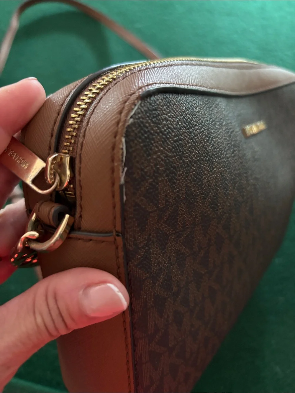 Michael Kors Jet Set Logo EW Crossbody Brown Chain Acorn